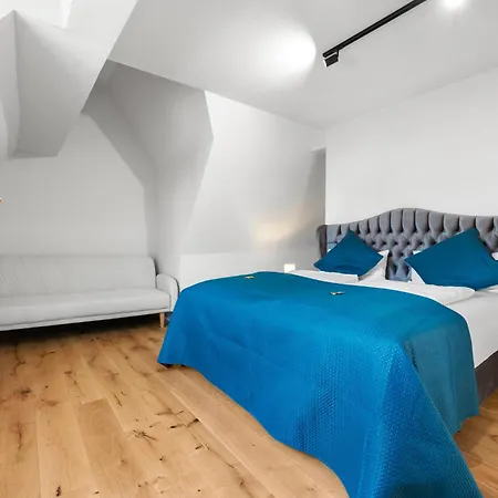 Lit Living - Luxury- Style Boutique Apartament