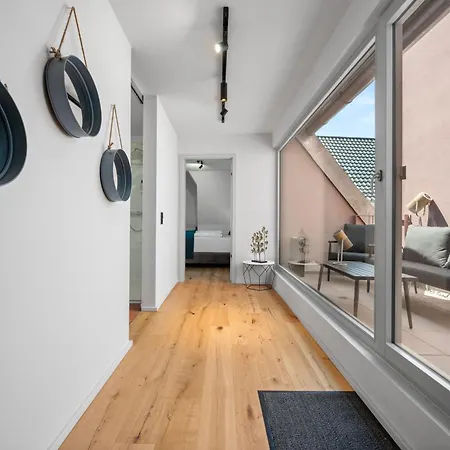 Lit Living - Luxury- Style Boutique * Grunstadt
