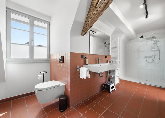 Lit Living - Luxury- Style Boutique *